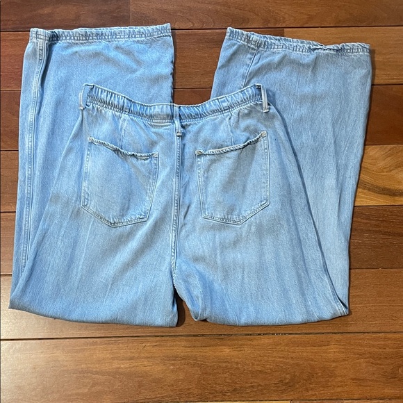 Slouchy wide leg Denim Pants - Picture 6 of 6